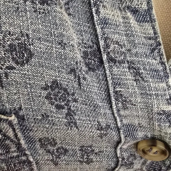 NWT Billy T Denim Floral Shirt Dress | Ditsy Print Floral Denim Button-Up Dress - Picture 4 of 5